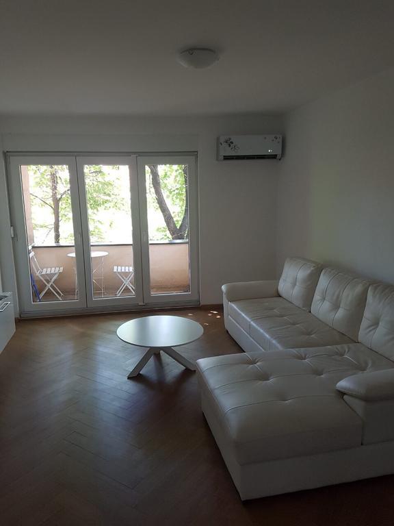 Afrodita Novi Sad Extérieur photo
