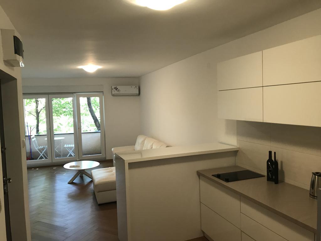 Afrodita Novi Sad Extérieur photo
