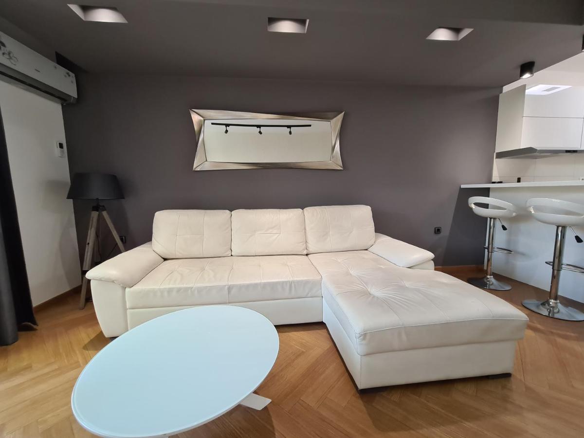 Afrodita Novi Sad Extérieur photo