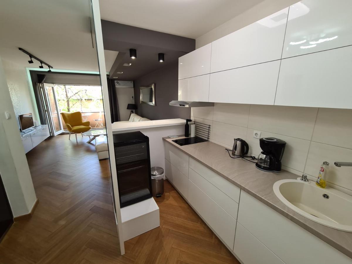 Afrodita Novi Sad Extérieur photo